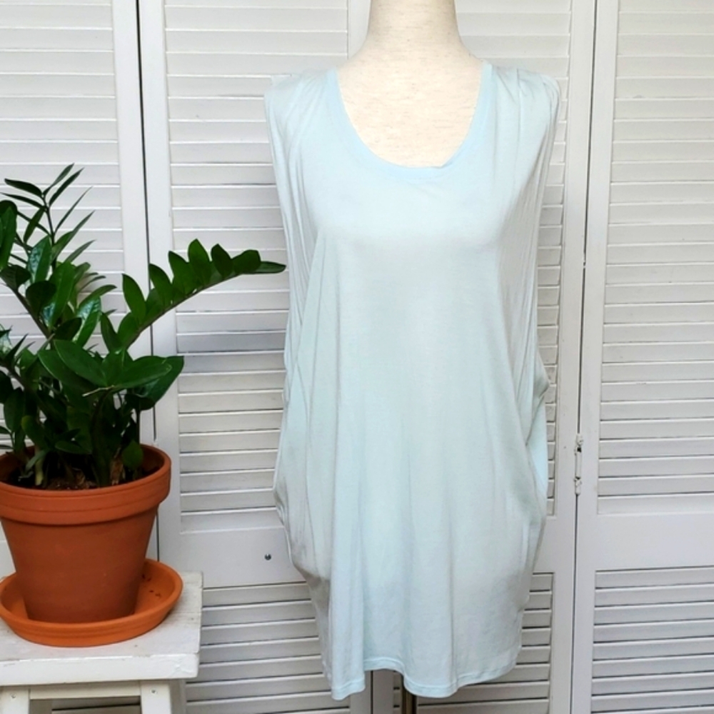 NWT Bella Luxx Aquamarine Sleevless Top Size L